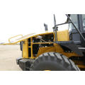 SEM680D 8tons Loader for Mineral Yards Steel Mills